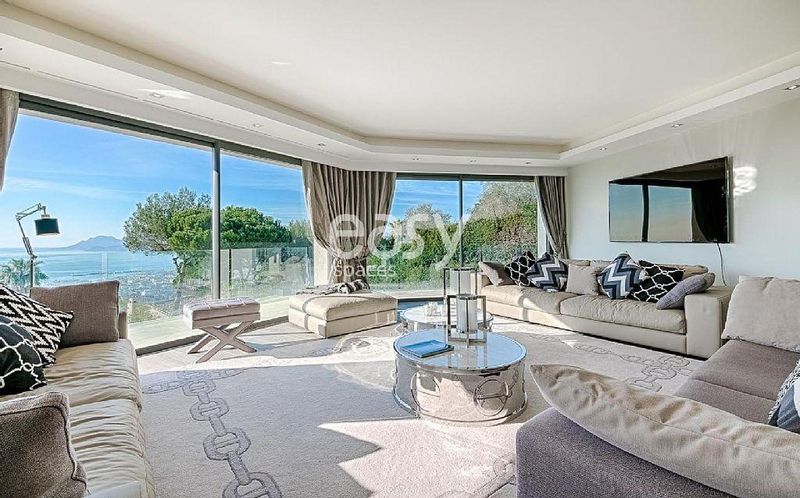 Villa contemporaine pour shooting voiture
