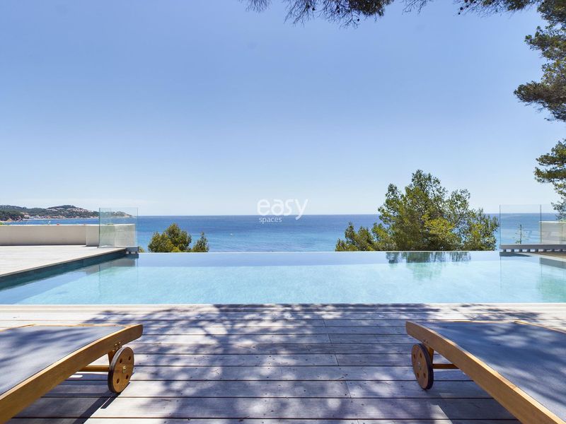 villa avec piscine vue mer pour shooting