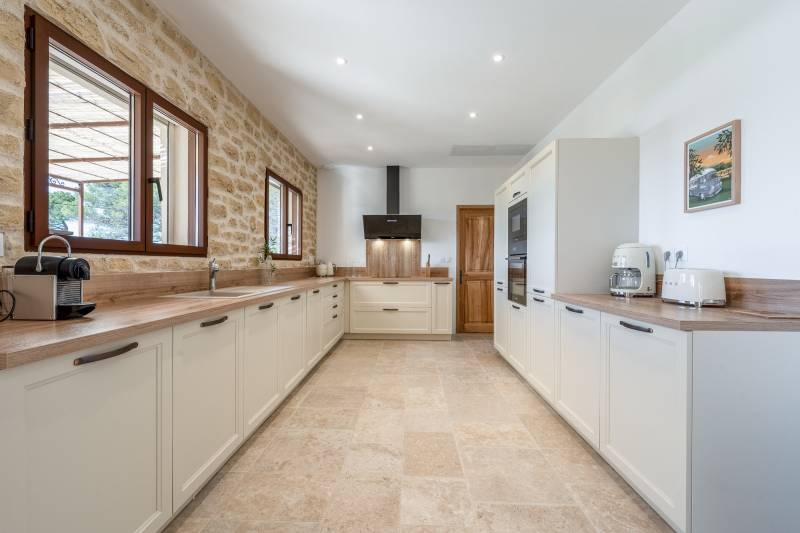 Maison à louer pour tournage publicitaire Luberon