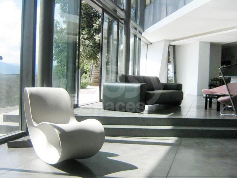 location de villa d ' architecte contemporaine avec piscine marseille aix