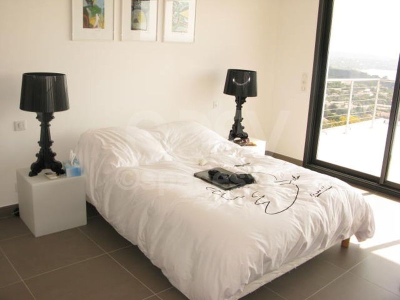 maison d ' architecte contemporaine pour photos saint -tropez