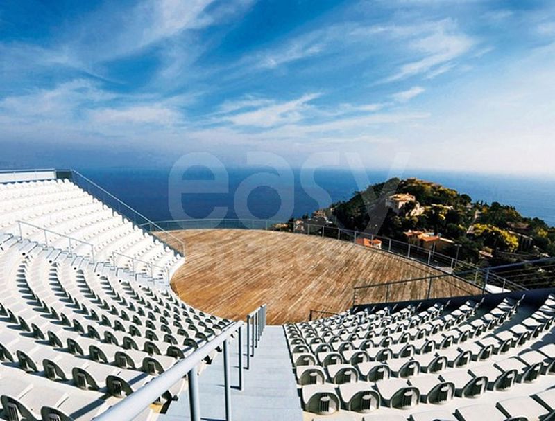 location amphithéâtre vue mer  cannes Provence Alpes côte d ' Azur 06