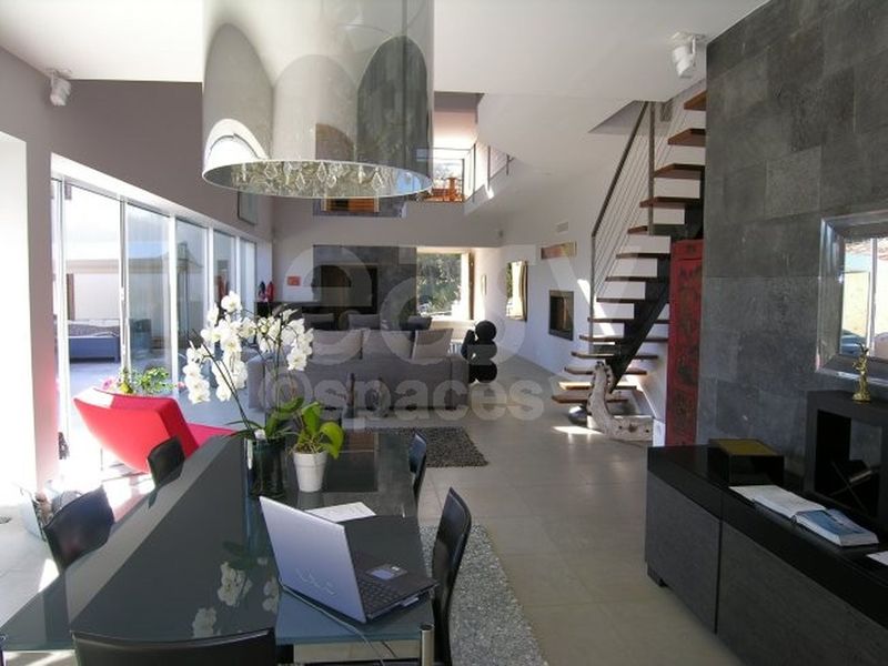 location d ' intérieur de villa d ' archi pour tournages et prises de vues photos PACA aix