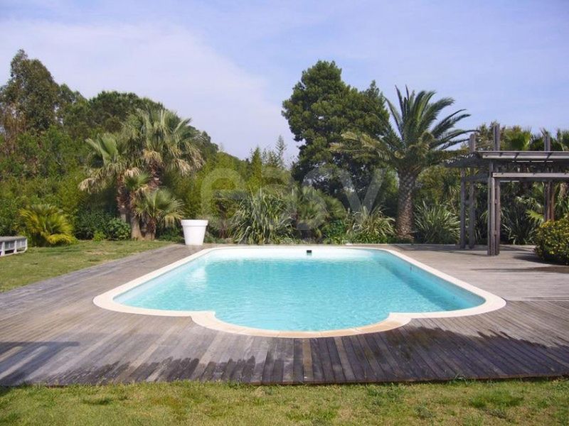 location de villa en bois pour productions photos var st tropez