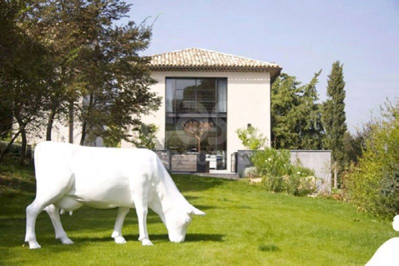 location de lieux et décors pour le cinéma et la télévision à aix en provence et à marseille