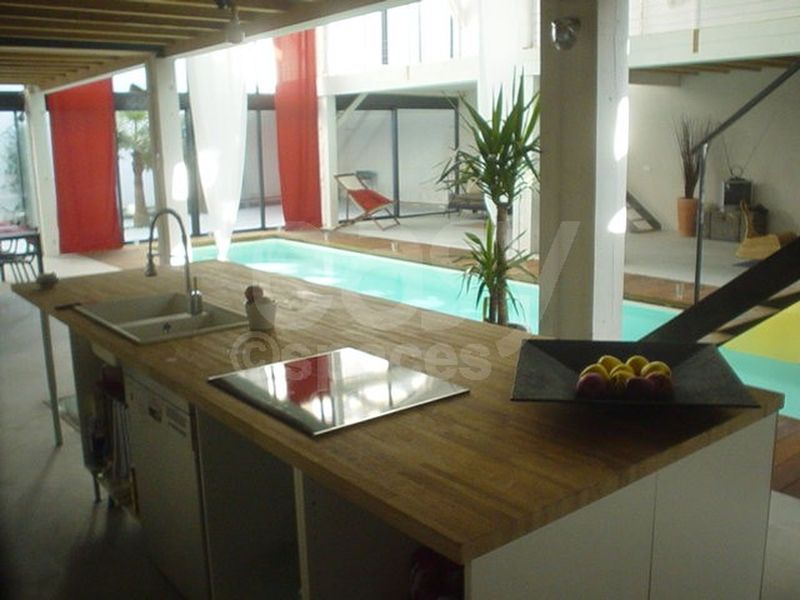 location d 'intérieur avec piscine pour prises de vues photographiquesmarseille 13 paca