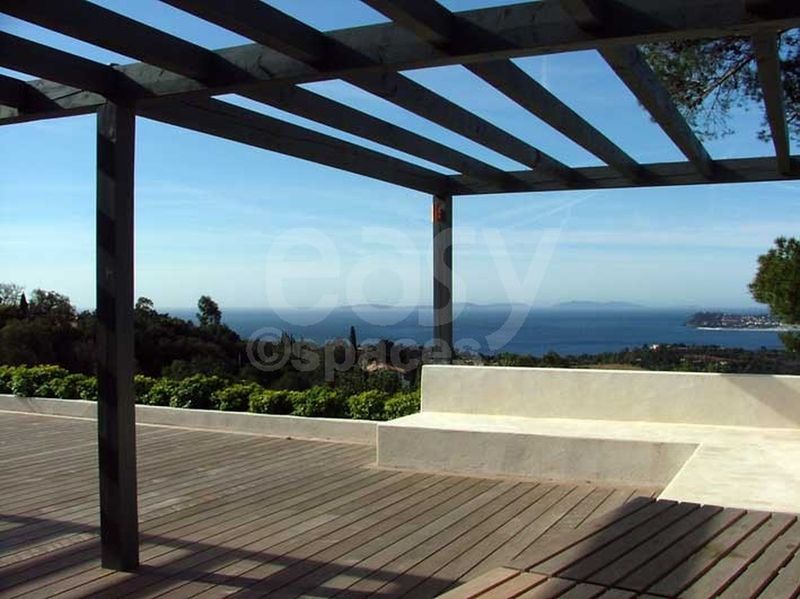 lieux de tournage saint-tropez et decors de film var 83