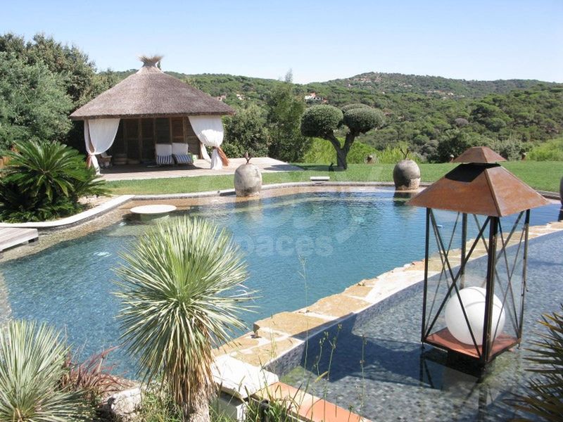 louer une maison pour le cinéma et la photographie à st tropez dans le var