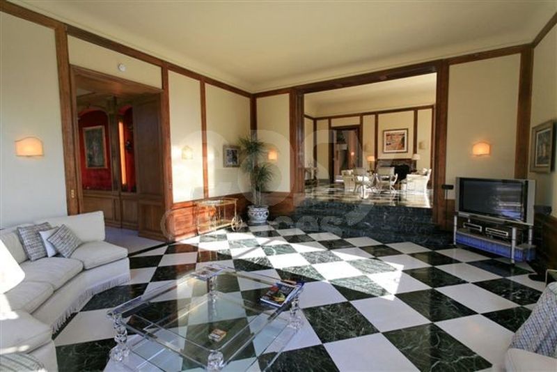 location de lieux pour production photo Nice cannes antibes monaco