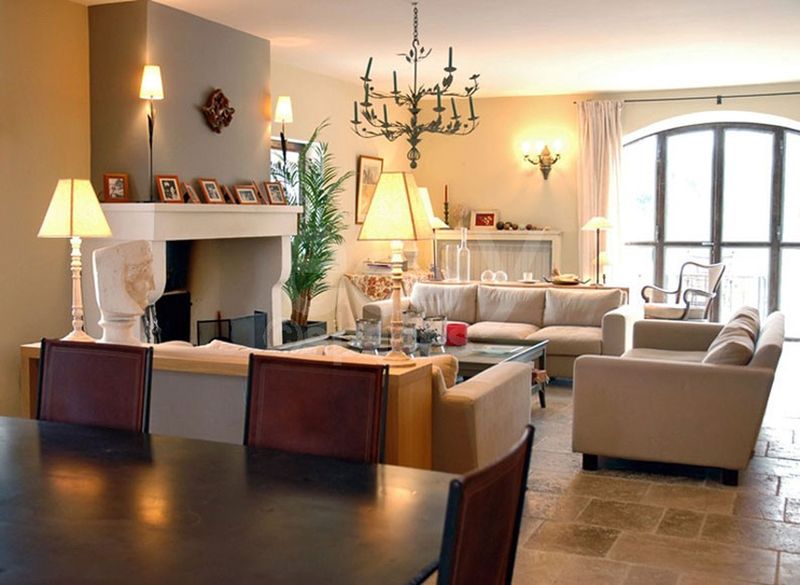 location de decor pour tournage de film Luberon