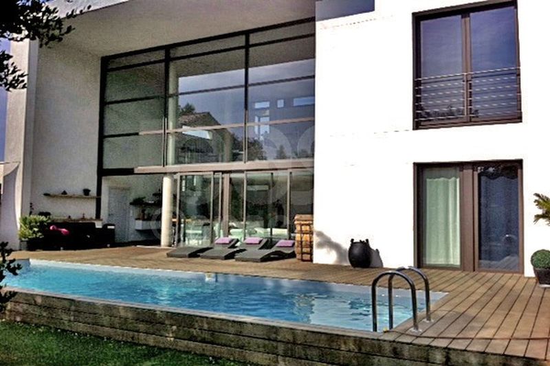 villa d ' architecte pour production photographique a marseille