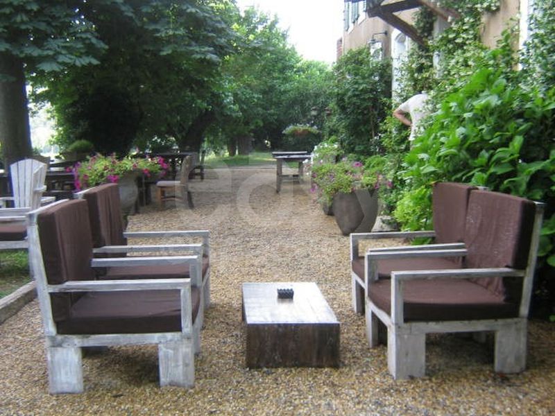 location de terrain pour photos de mode Saint Tropez