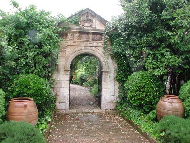 location de lieu pour photos de mode Arles