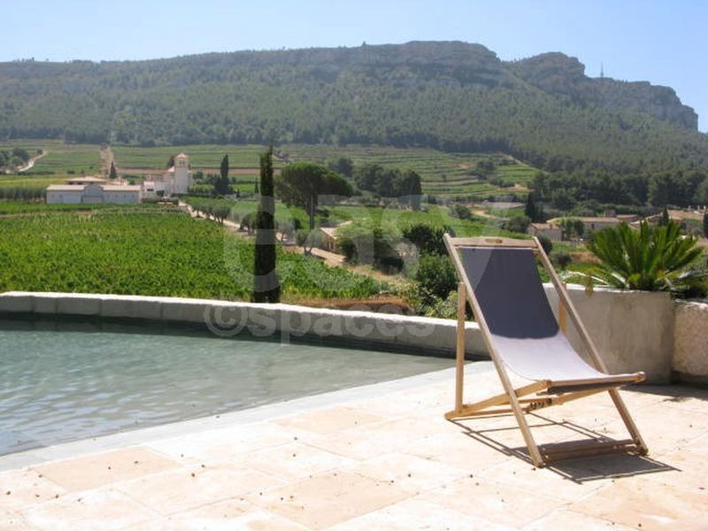 location de lieux de tournages et décors de cinéma avec pierres et charme marseille