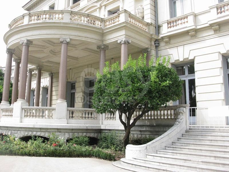 location de demeure d'exception pour des tournages de films en region provence alpes cote d'azur nice