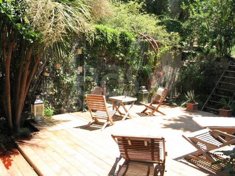 location de maison avec bel extérieur pour cinema marseille cassis 13