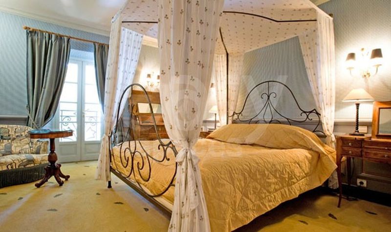 Location de décor avec jardin pour shooting photos et film Cannes sud de la france paca