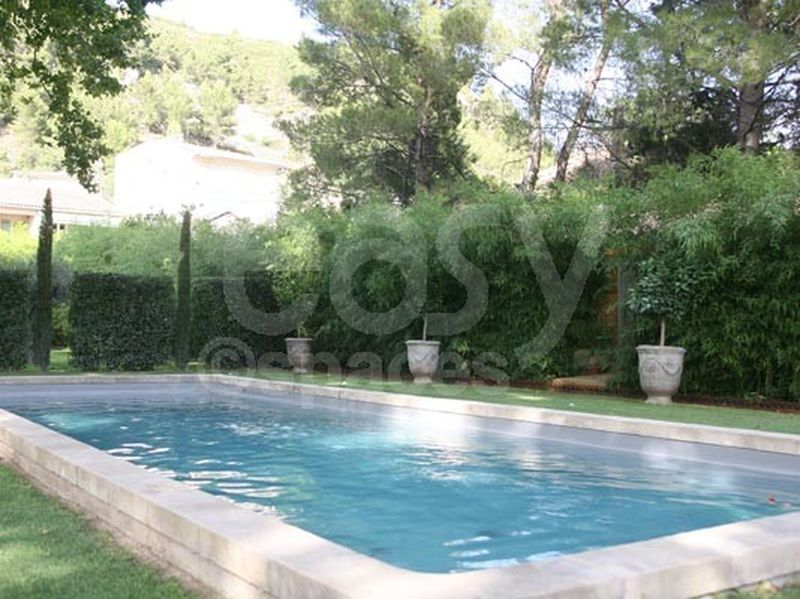 Lieu de prestige a louer avec piscine Sud de la France Luberon