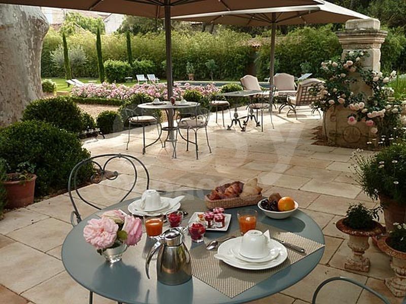 Location hotel particulier pour tournage de film Cavaillon, Avignon, Apt