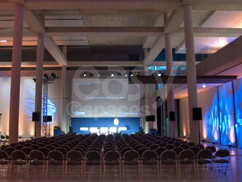 Louer une salle un  lieu de reception pour seminaire réunion Provence Alpes Cotes d Azur