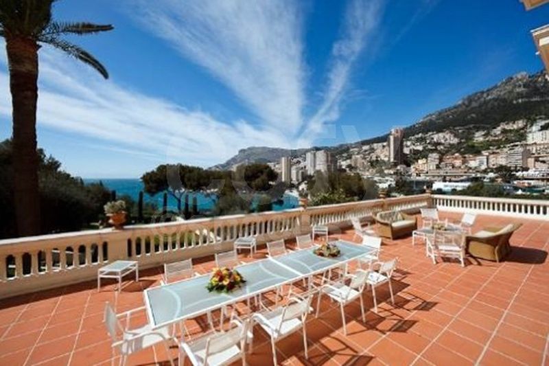 Location lieu avec piscine pour lancement de produits  Monaco