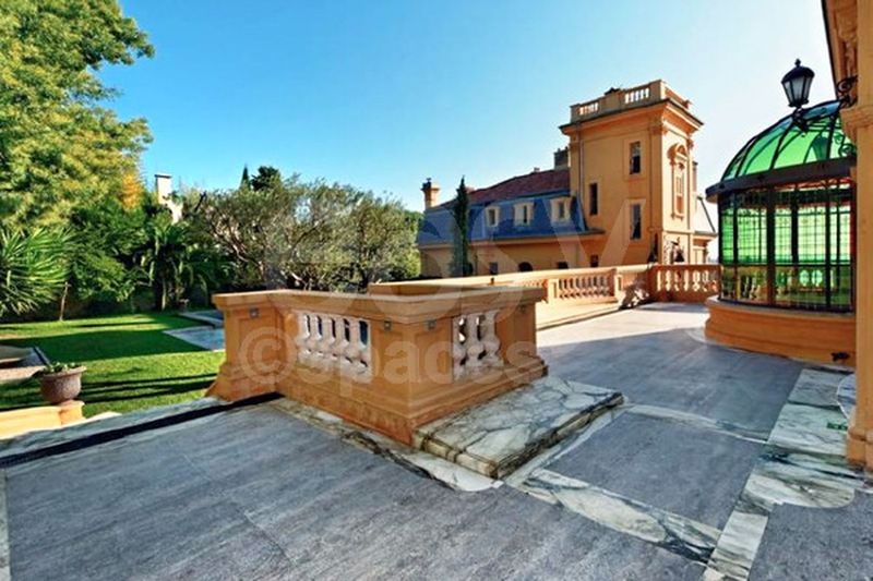 Location belle demeure avec grands jardins  Cannes 06
