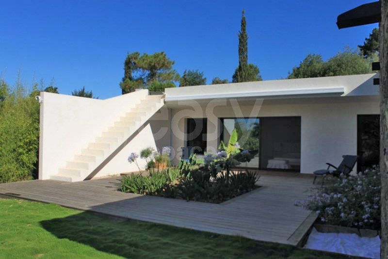 agence de lieux pour le cinéma et la production photographique dans le sud de la France Var 83