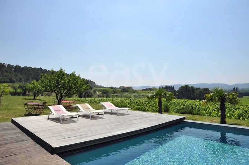 decors modernes et espaces a louer pour prod photo Avignon Uzes