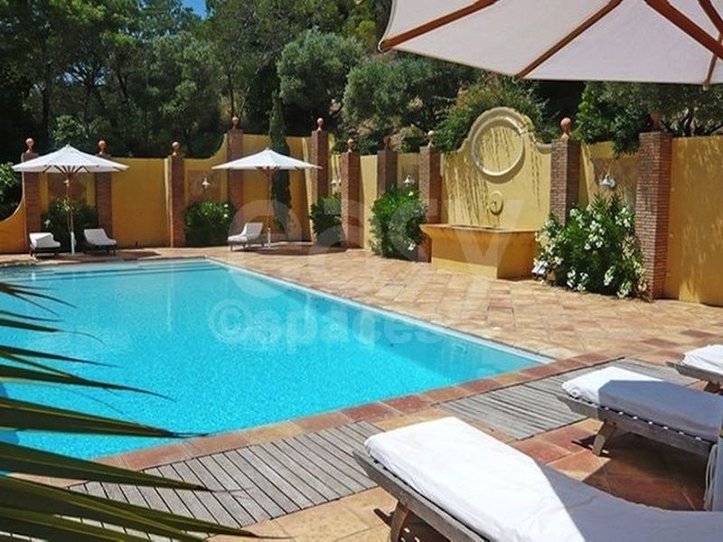 Lieux et décors pour le cinéma à louer en PACA Var 83 Saint-Tropez