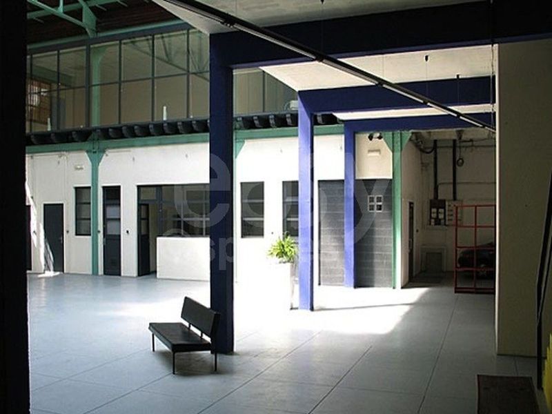 Loft contemporain en location pour séminaire réception Marseille 13 PACA