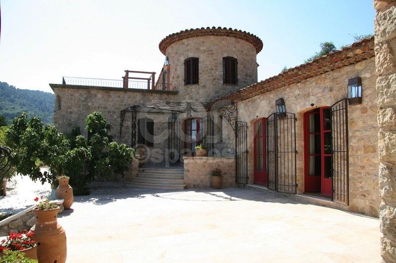 mas provençal à louer pour tournage ou shooting photo dans le var