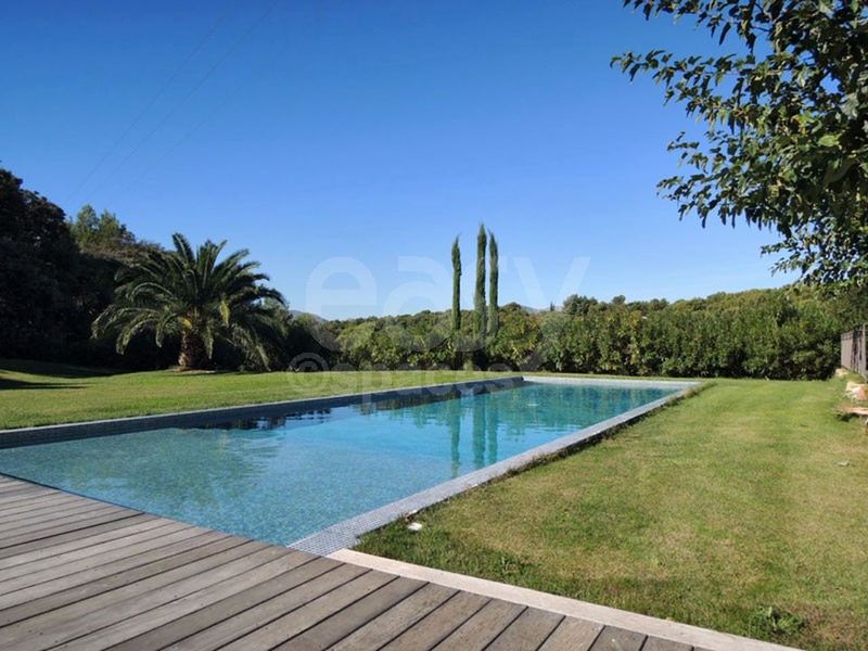 louer un decor de film a marseille 13