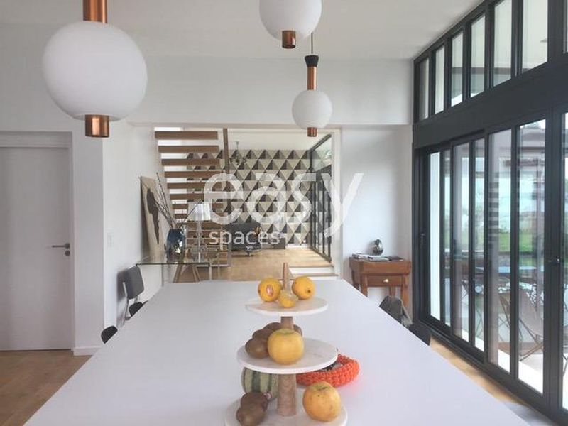 villa avec extérieur pour production photo à louer à paris 75