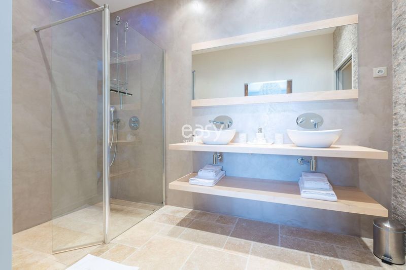 agence de lieux pour le cinéma, luberon