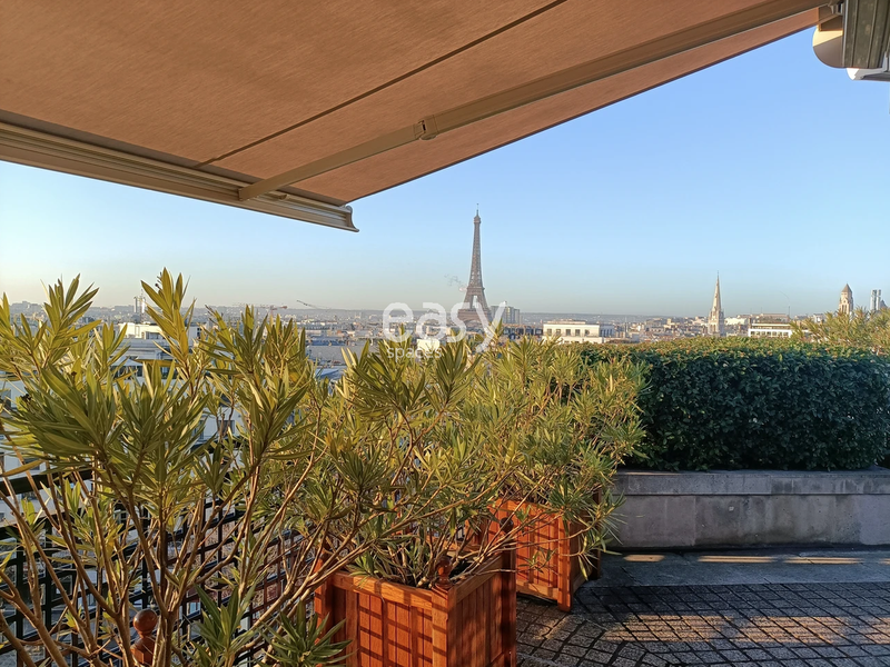 Location terrasse de lieu événementiel avec vue sur la tour eiffel à Paris