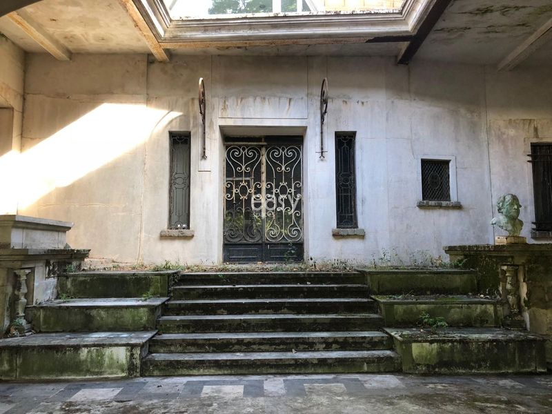 lieu délabré à louer paris 75