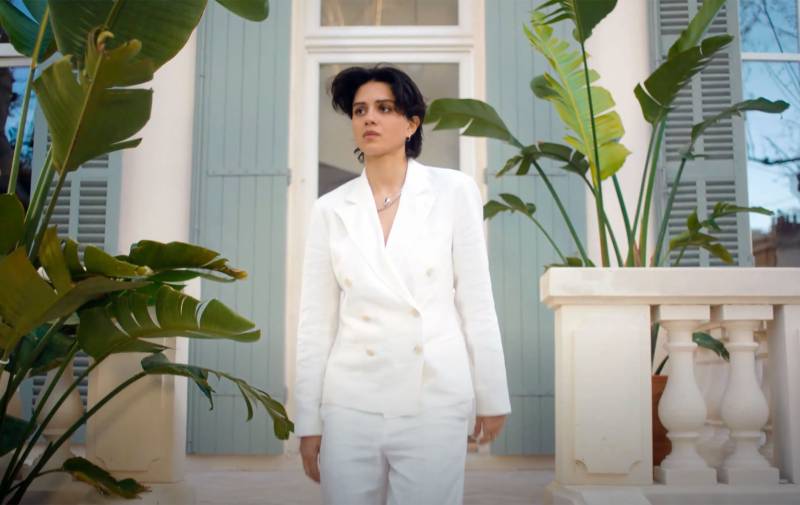 Production de film avec Sasha Calle à Marseille avec Easy Production