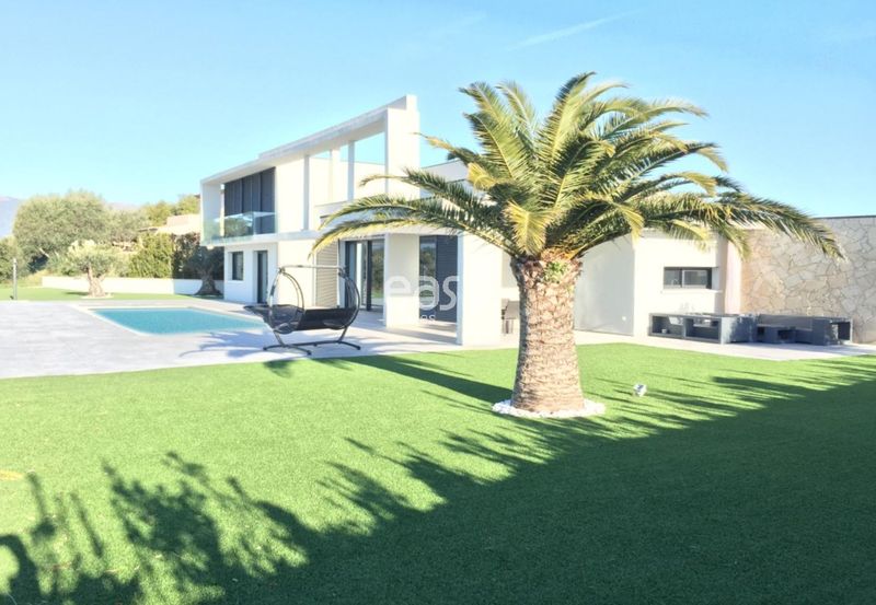 VILLA CONTEMPORAINE POUR SHOOTINGS PHOTOS, TOURNAGES, ÉVÉNEMENTIELS CANNES