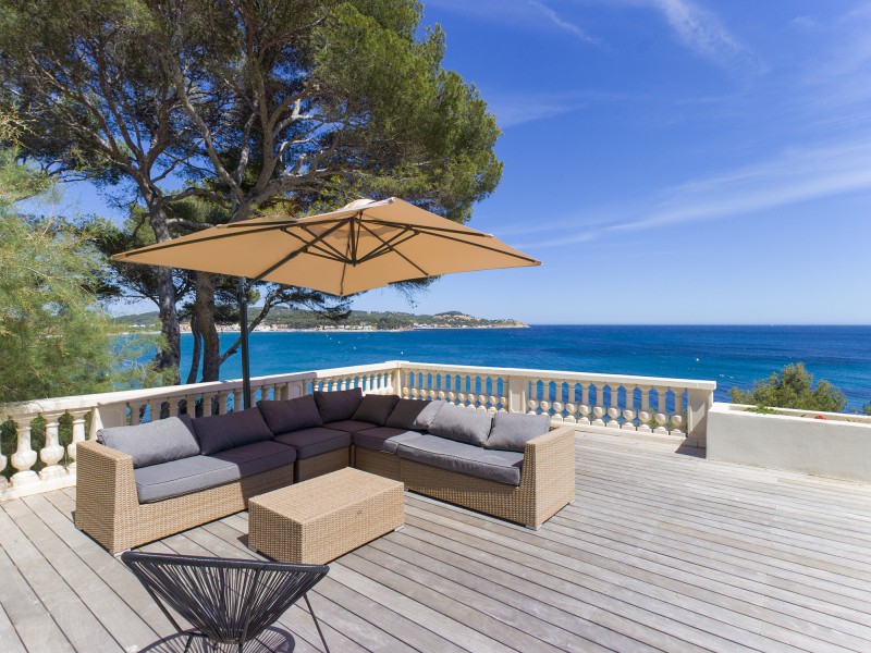 villa avec piscine vue mer pour tournage Var